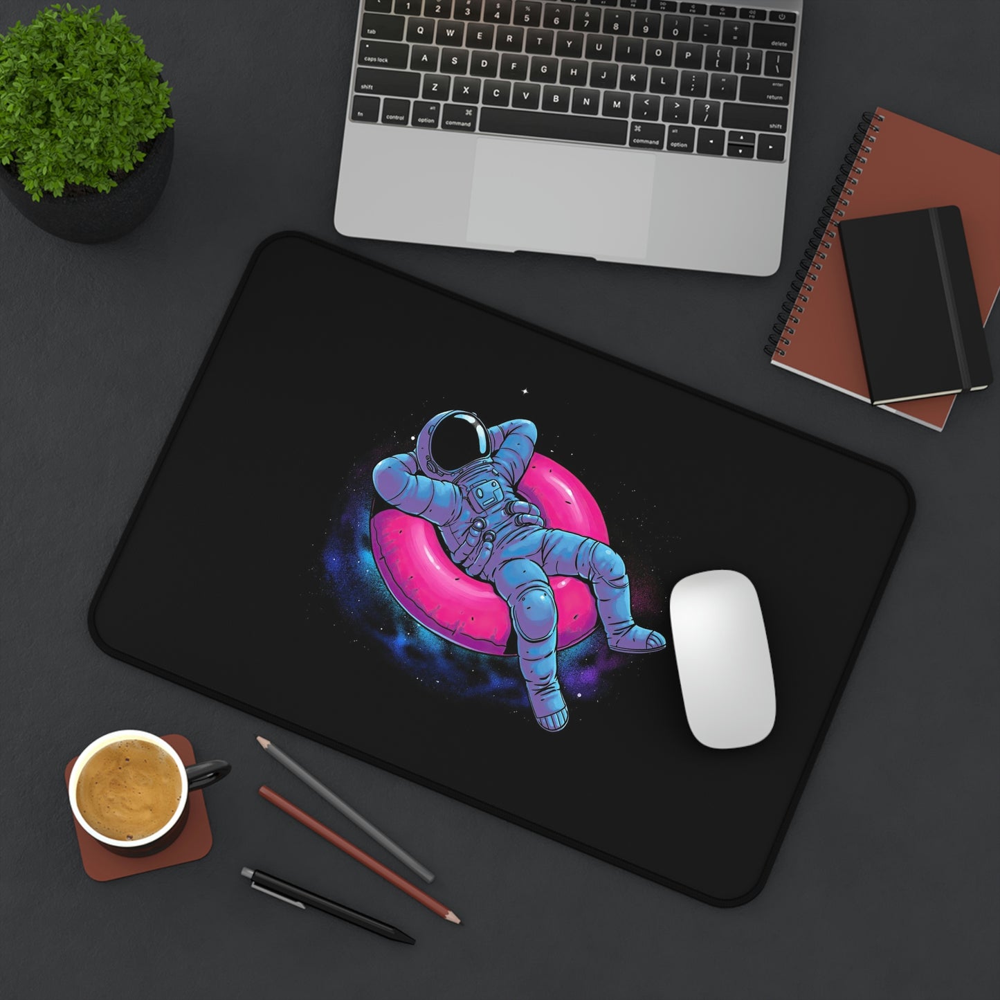 Astronaut Chilling Gaming Mouse Pad